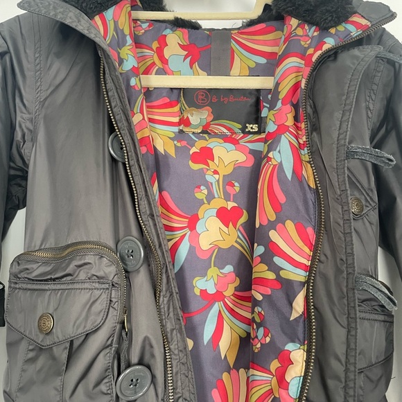 Burton Jacket - Size XS - Picture 6 of 8